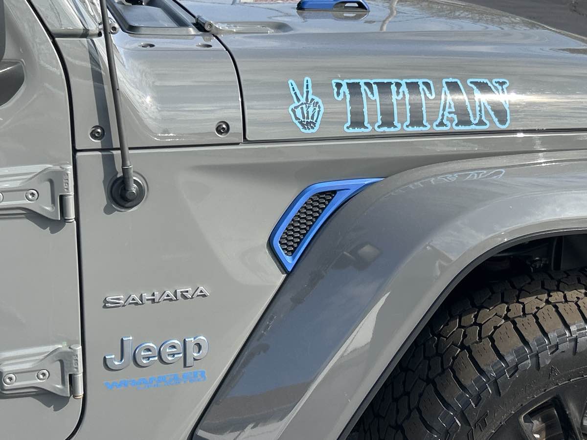 2021 Jeep Wrangler Unlimited Sahara 4XE - Photo 4