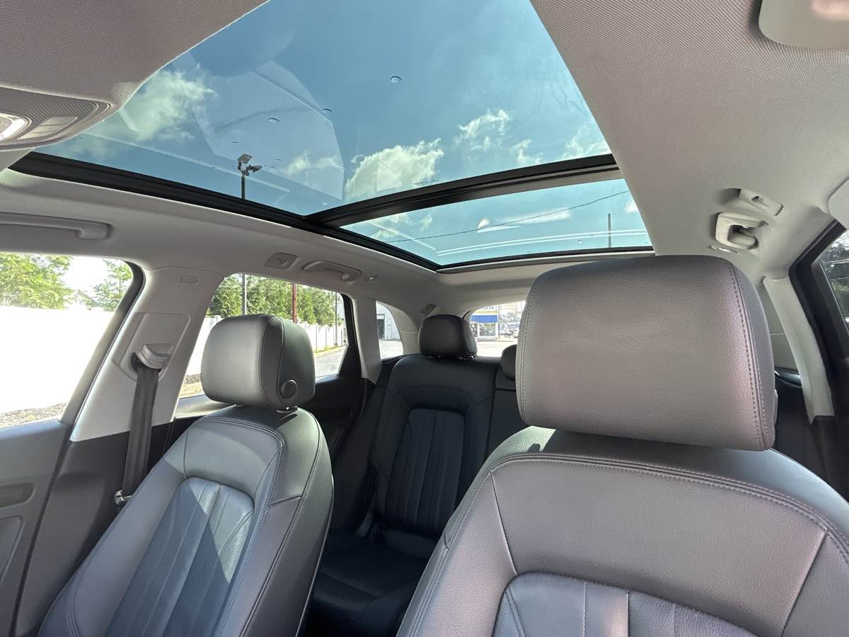2020 Audi Q5 Premium - Photo 11