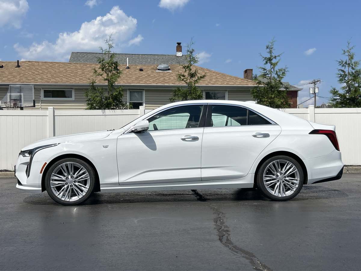 2021 Cadillac CT4 Premium Luxury - Photo 4
