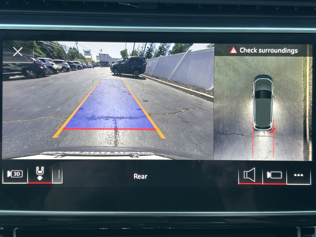 2022 Audi Q7 Premium Plus - Photo 18