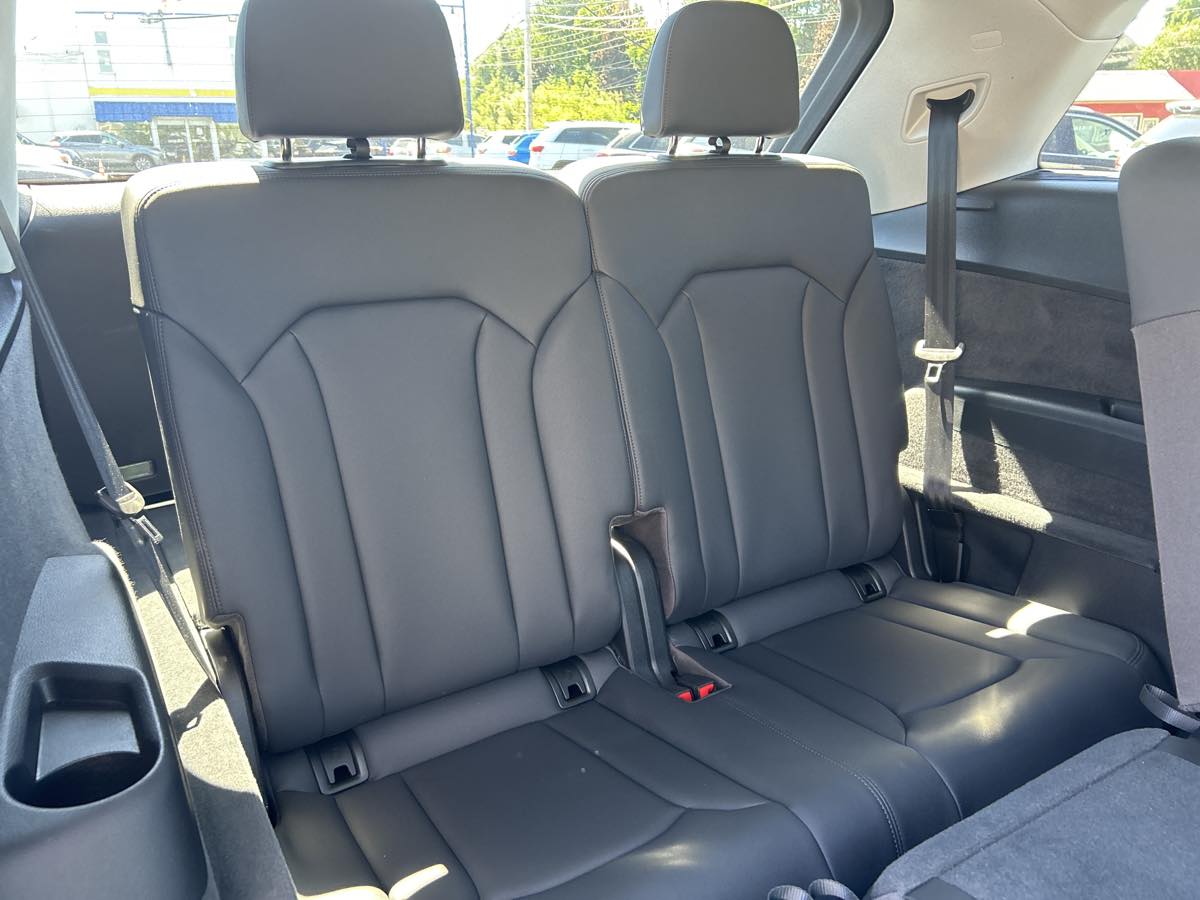 2022 Audi Q7 Premium Plus - Photo 14