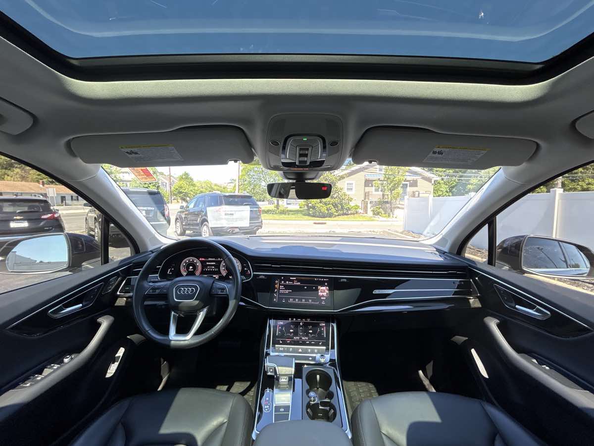 2022 Audi Q7 Premium Plus - Photo 9