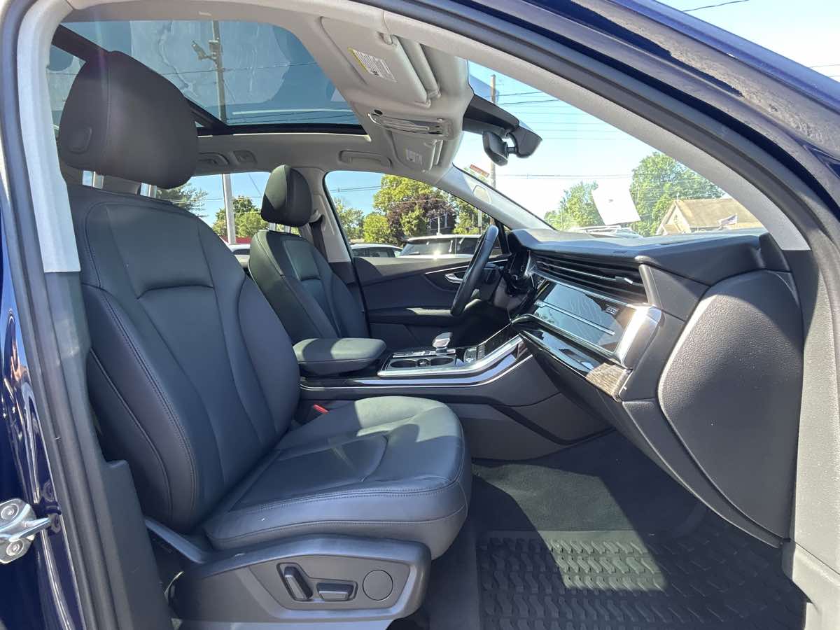 2022 Audi Q7 Premium Plus - Photo 12