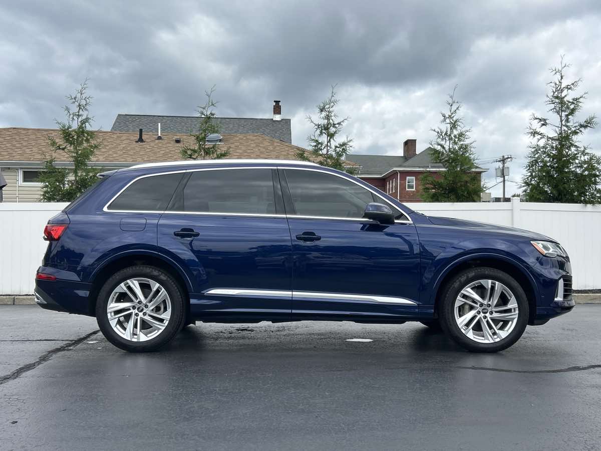 2022 Audi Q7 Premium Plus - Photo 8