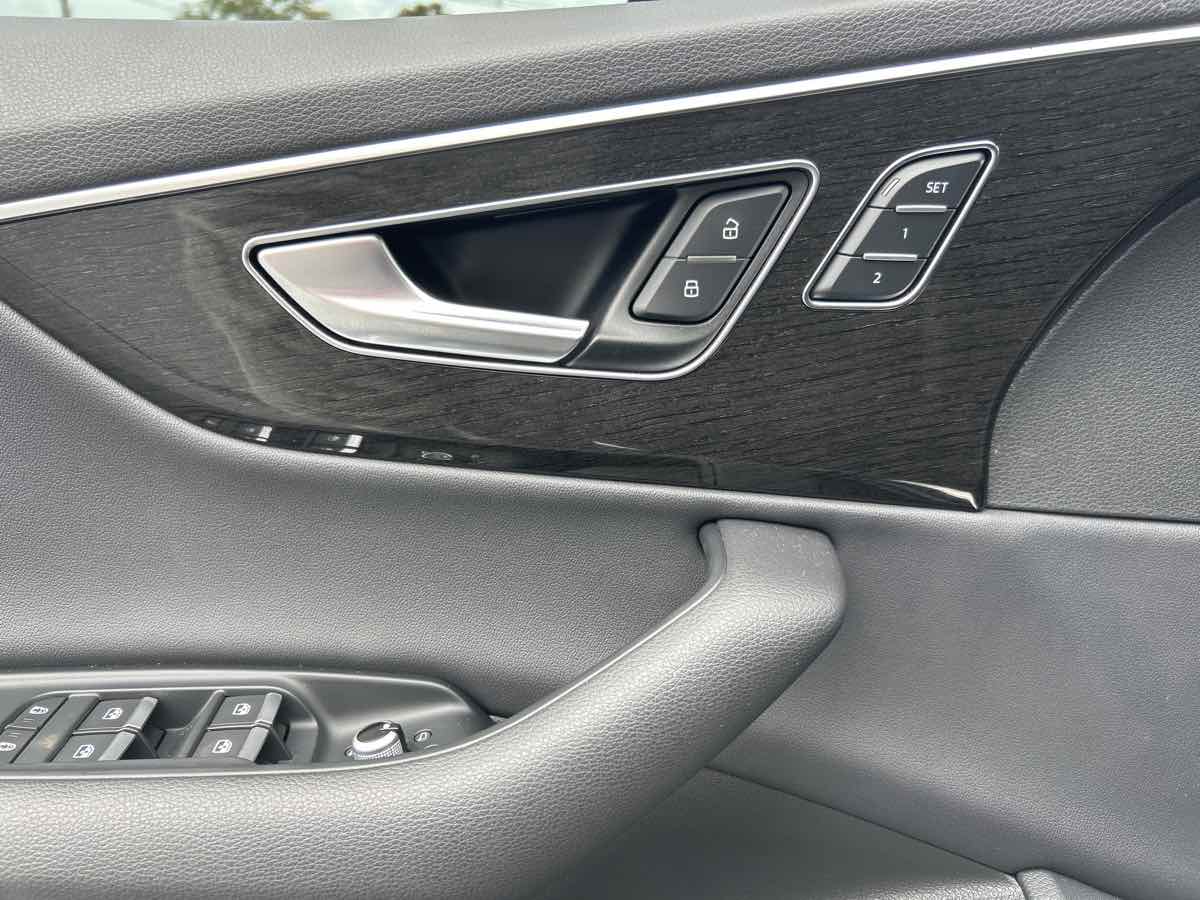 2022 Audi Q7 Premium Plus - Photo 22