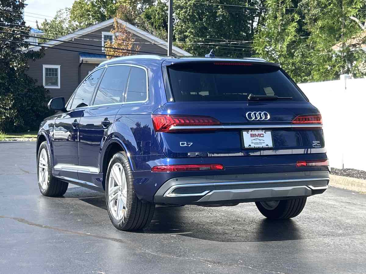 2022 Audi Q7 Premium Plus - Photo 5