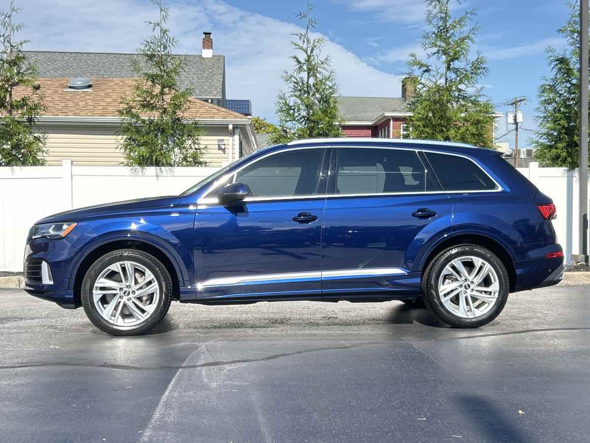 2022 Audi Q7 Premium Plus - Photo 4