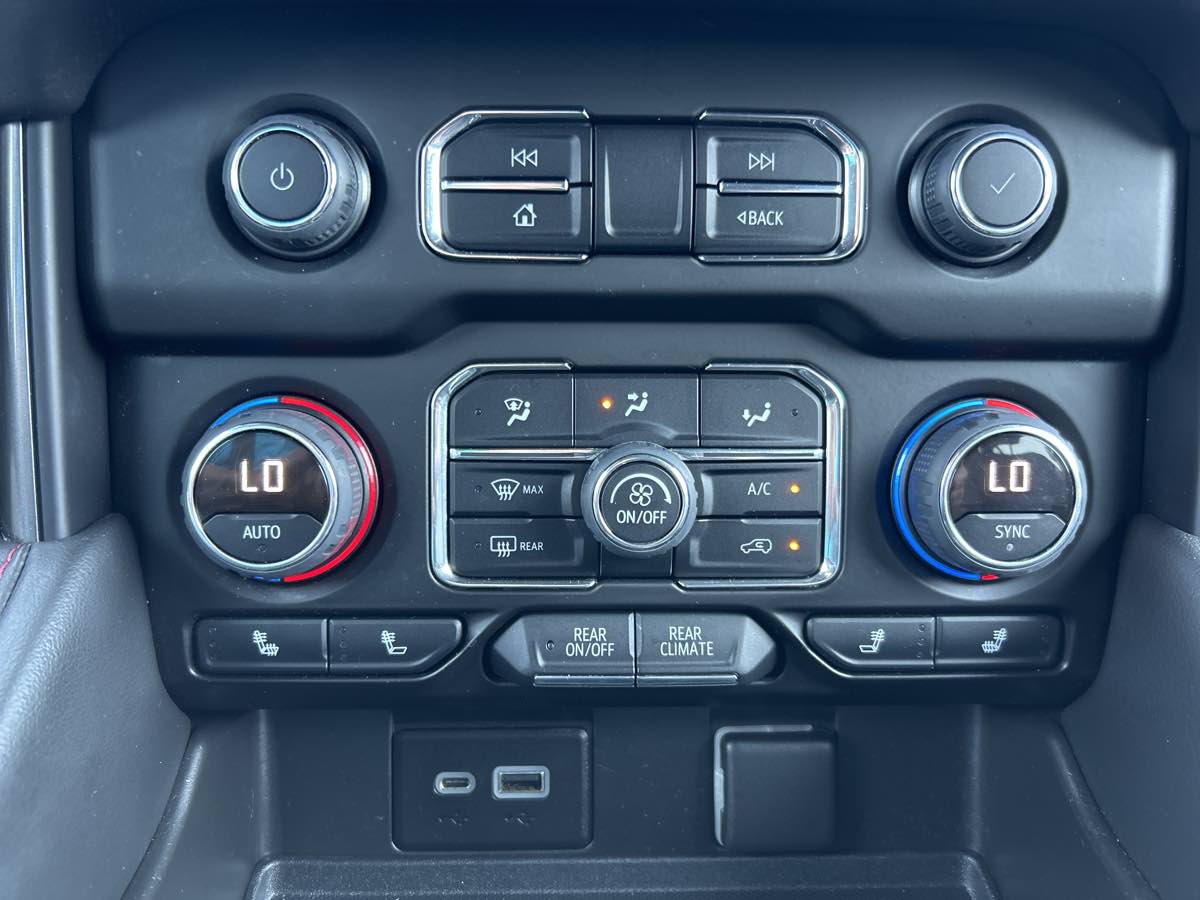 2022 Chevrolet Tahoe RST - Photo 22