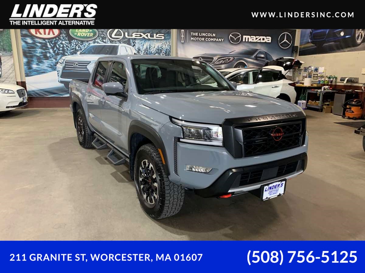 2023 Nissan Frontier PRO-4X Crew Cab 4x4