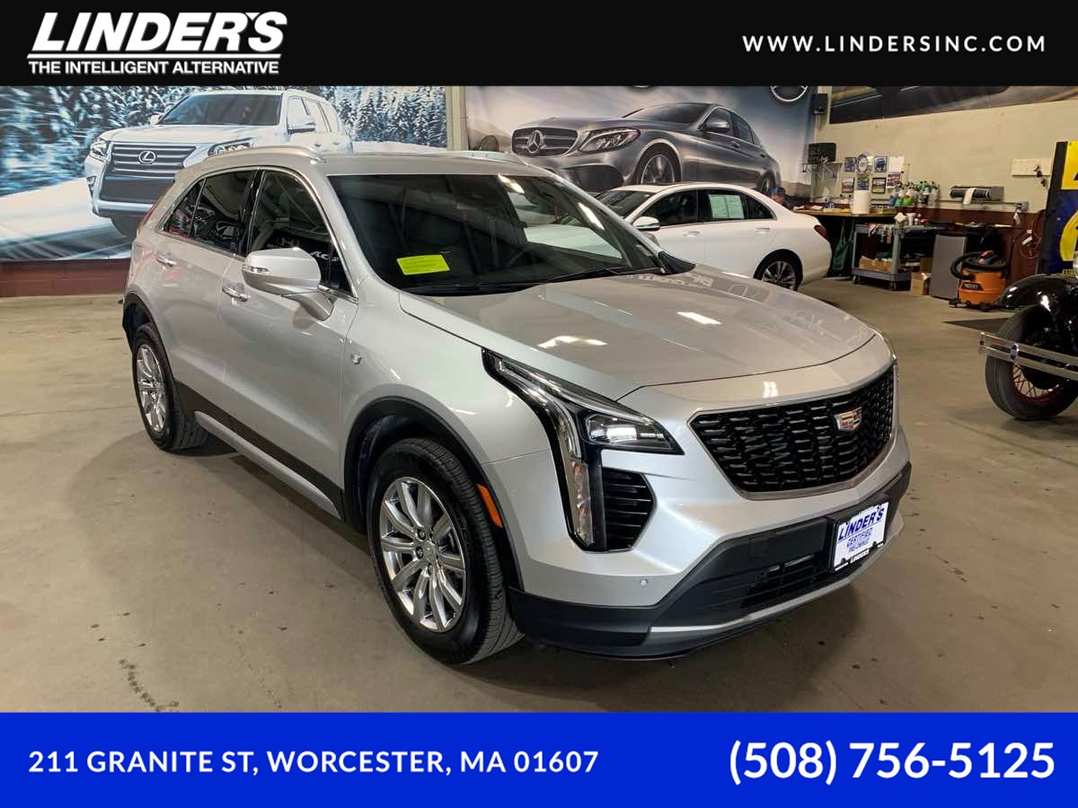 2022 Cadillac XT4 Premium Luxury AWD