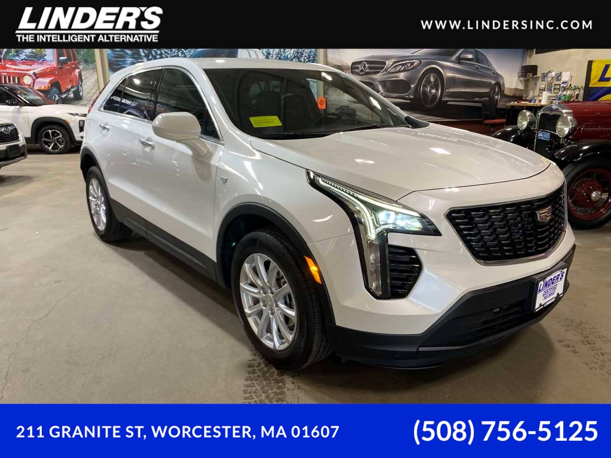 2023 Cadillac XT4 AWD Luxury