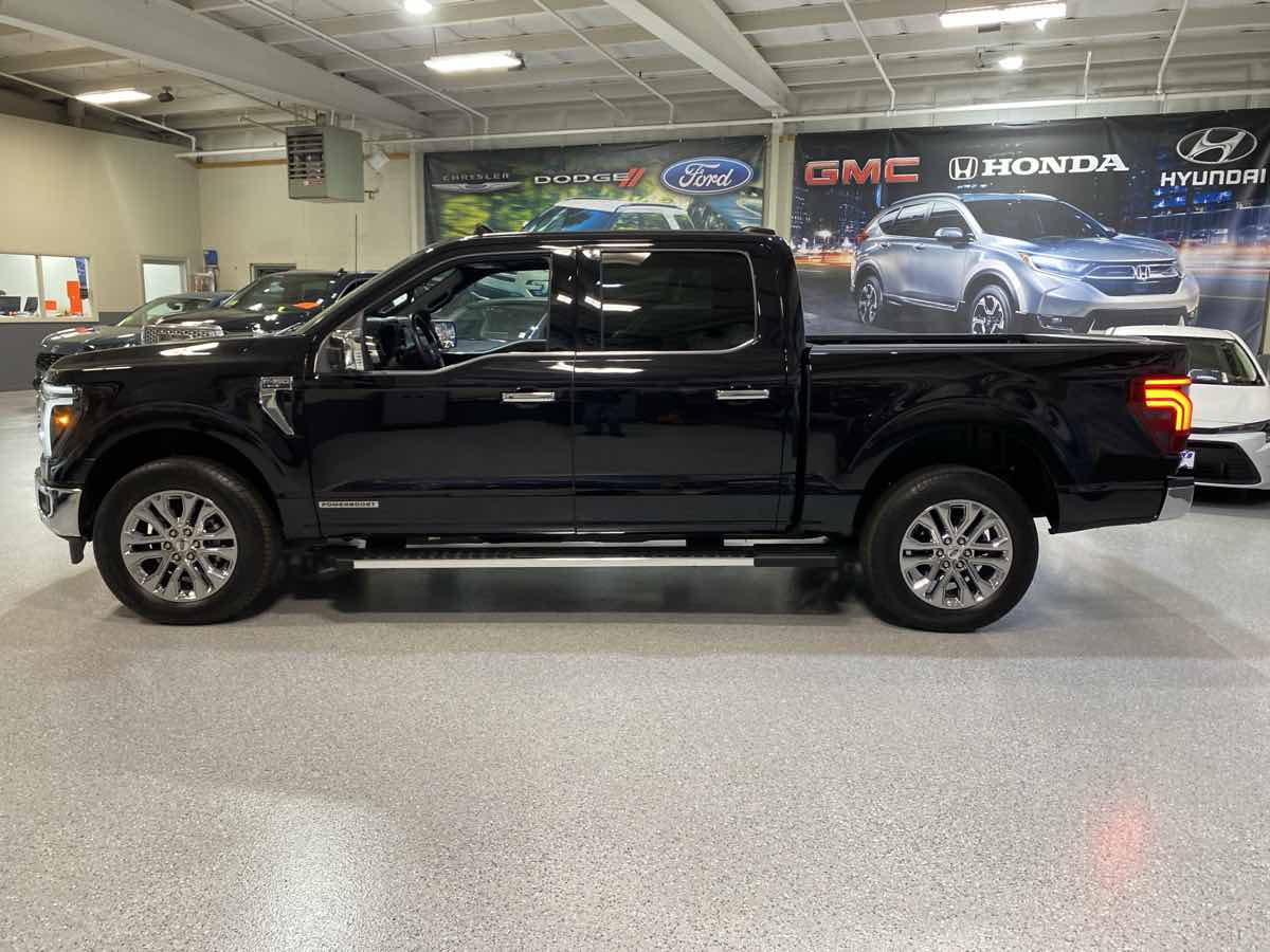 2025 Ford F-150 Lariat - Photo 4