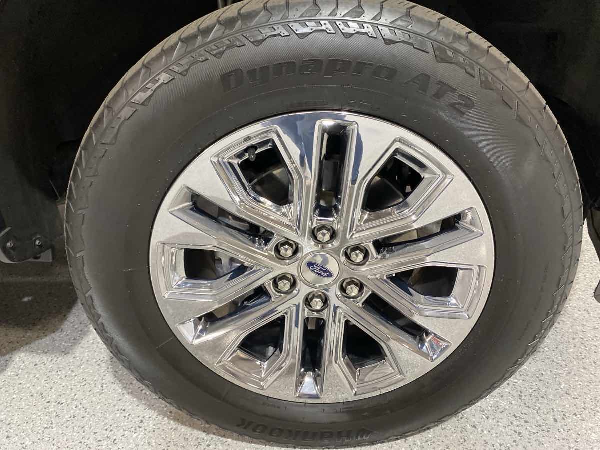 2025 Ford F-150 Lariat - Photo 9