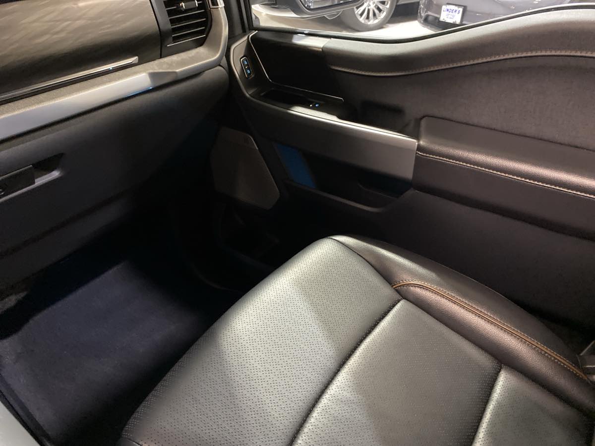 2025 Ford F-150 Lariat - Photo 28