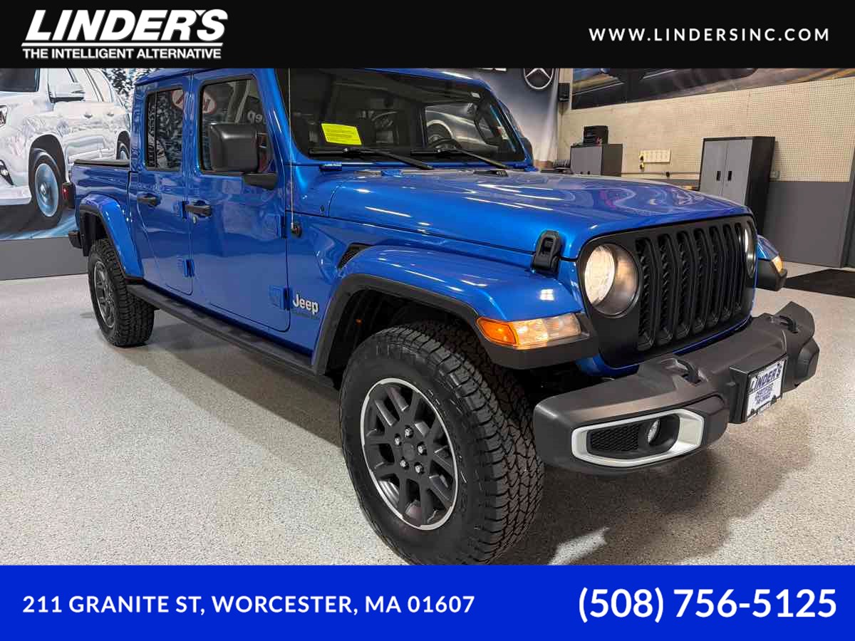 2022 Jeep Gladiator Overland's photo