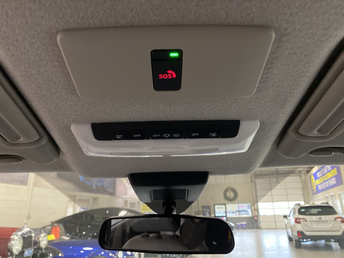 2023 Nissan Kicks SR - Photo 27