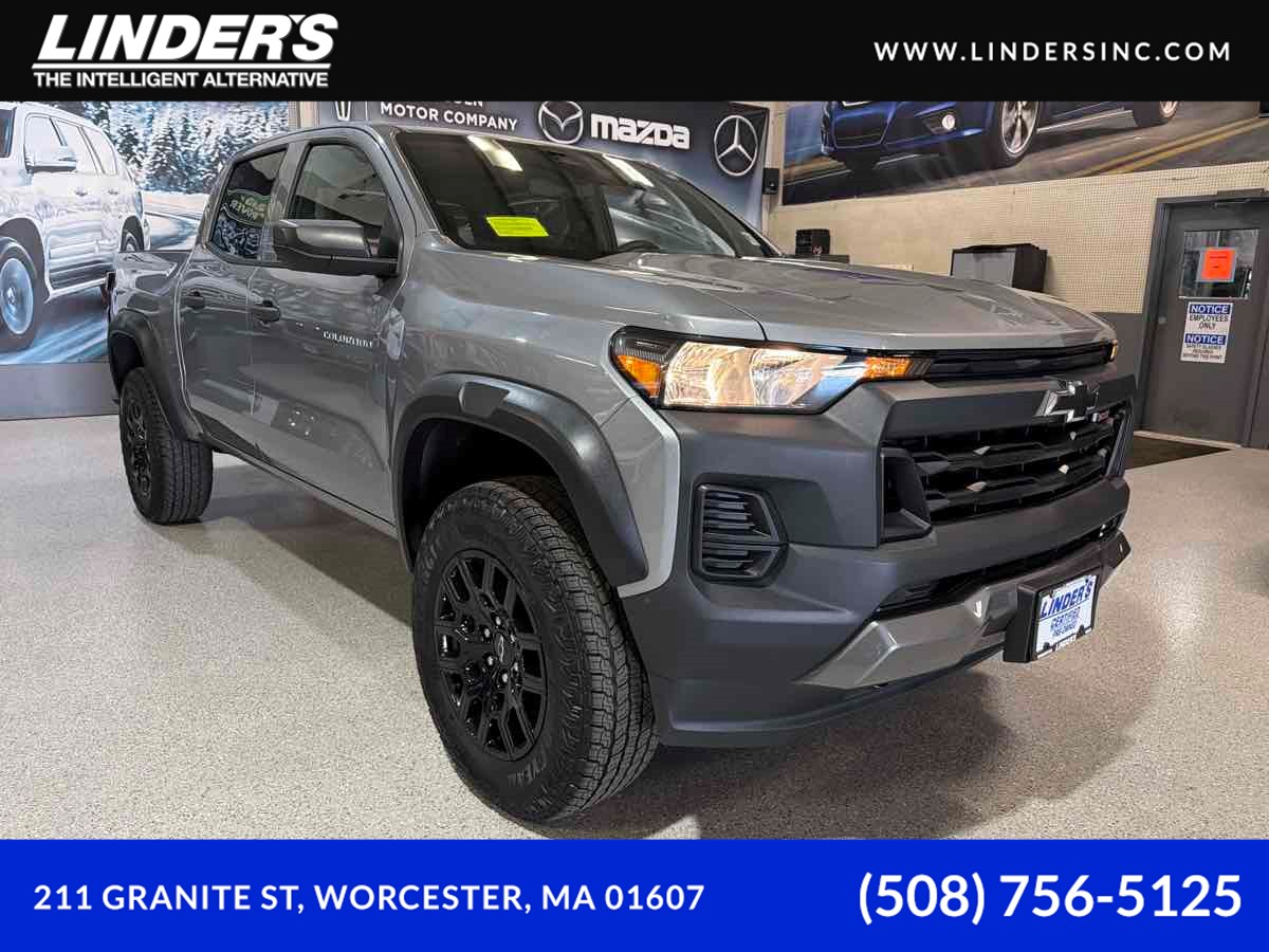 2023 Chevrolet Colorado 4WD Trail Boss 4WD photo