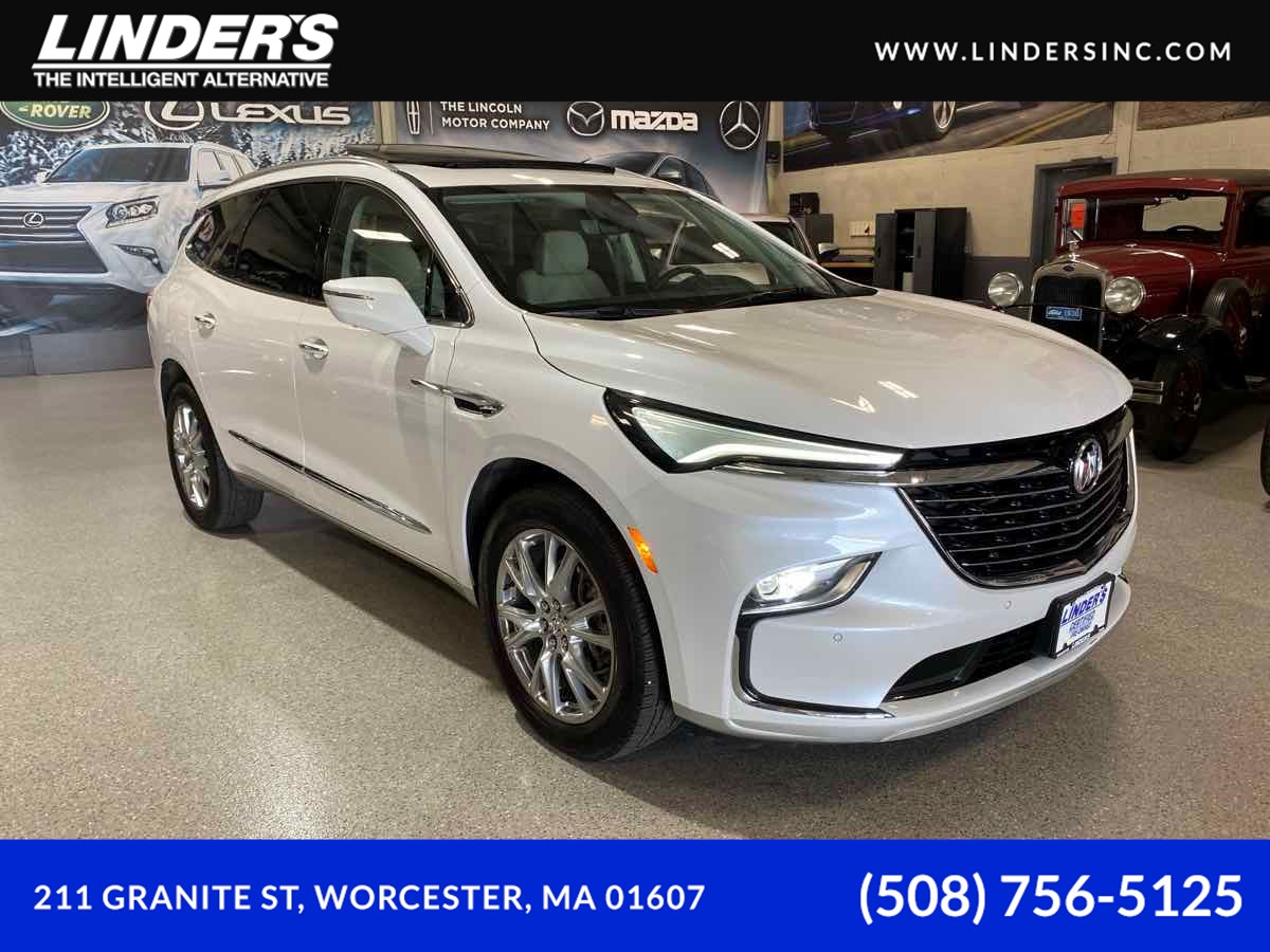 2023 Buick Enclave Essence AWD's photo