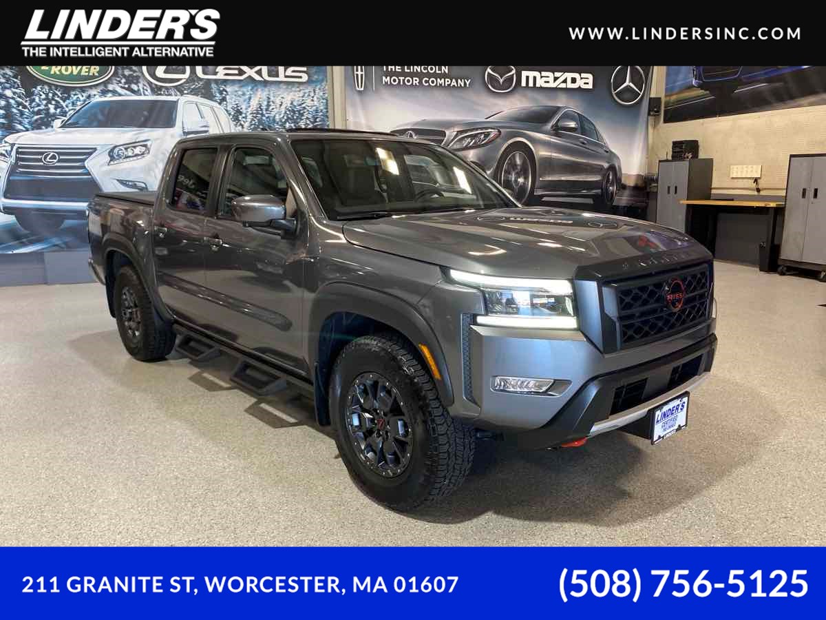 2023 Nissan Frontier PRO-4X 4WD photo