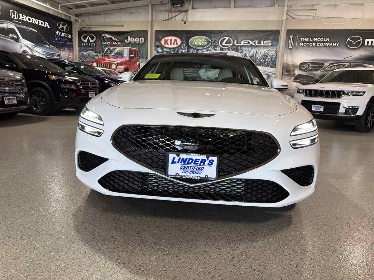 2025 GENESIS G70 Sport Advanced - Photo 2