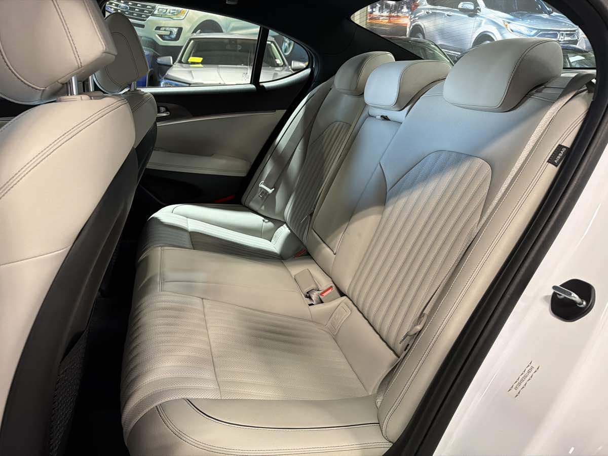 2025 GENESIS G70 Sport Advanced - Photo 16