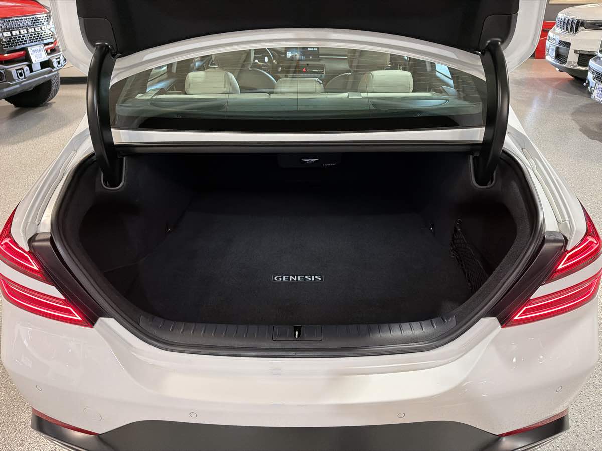 2025 GENESIS G70 Sport Advanced - Photo 17