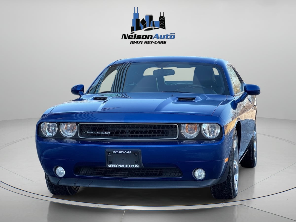 2012 Dodge Challenger SXT Plus photo 7