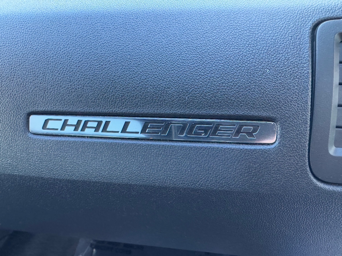 2012 Dodge Challenger SXT Plus photo 26