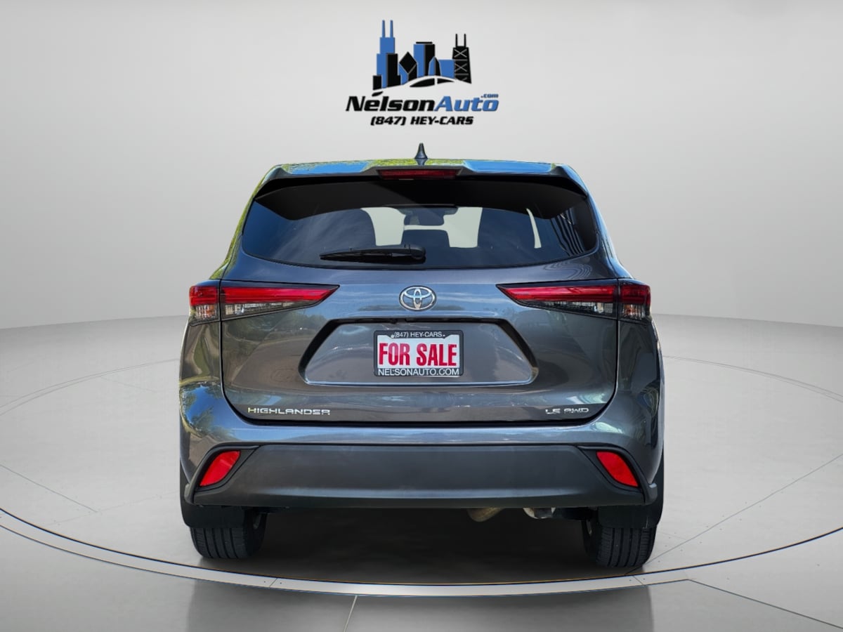 2021 Toyota Highlander LE photo 6
