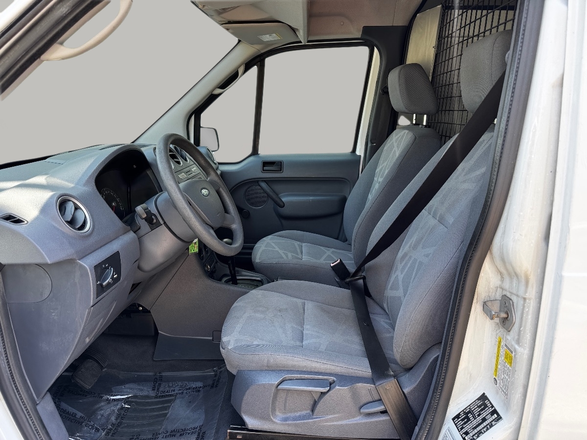 2010 Ford Transit Connect XL photo 16