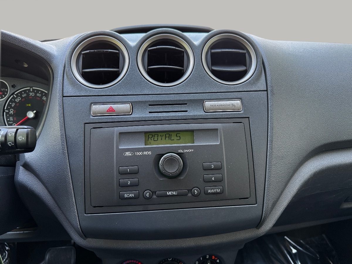 2010 Ford Transit Connect XL photo 23