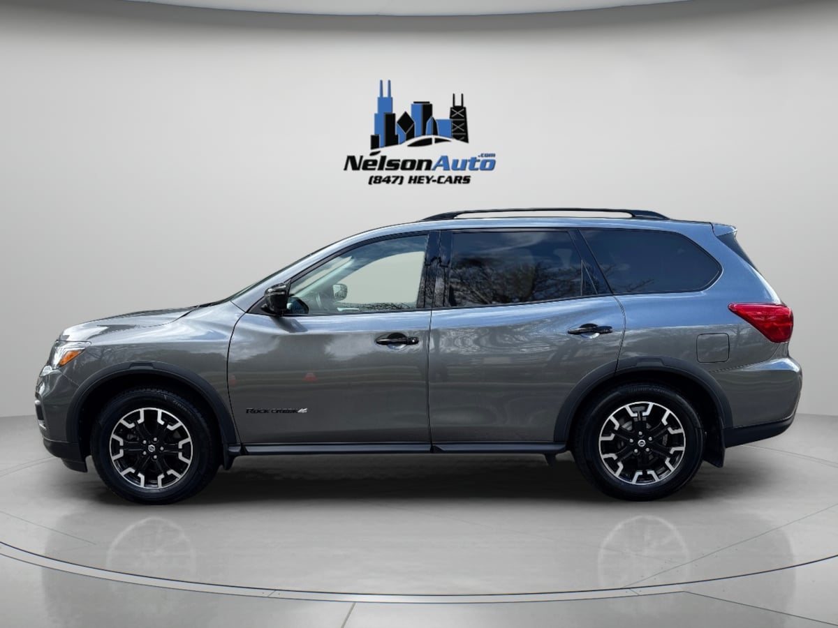 2019 Nissan Pathfinder SL photo 10