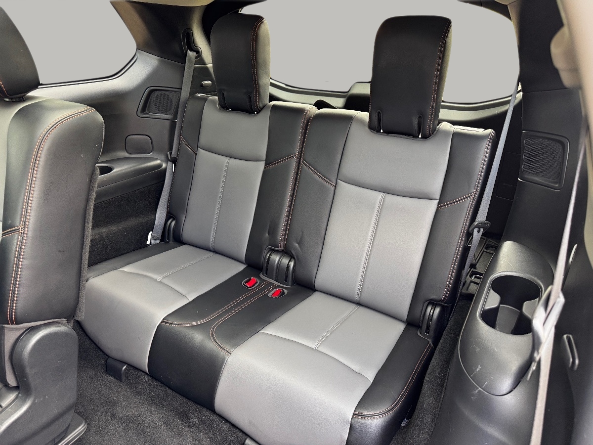 2019 Nissan Pathfinder SL photo 18