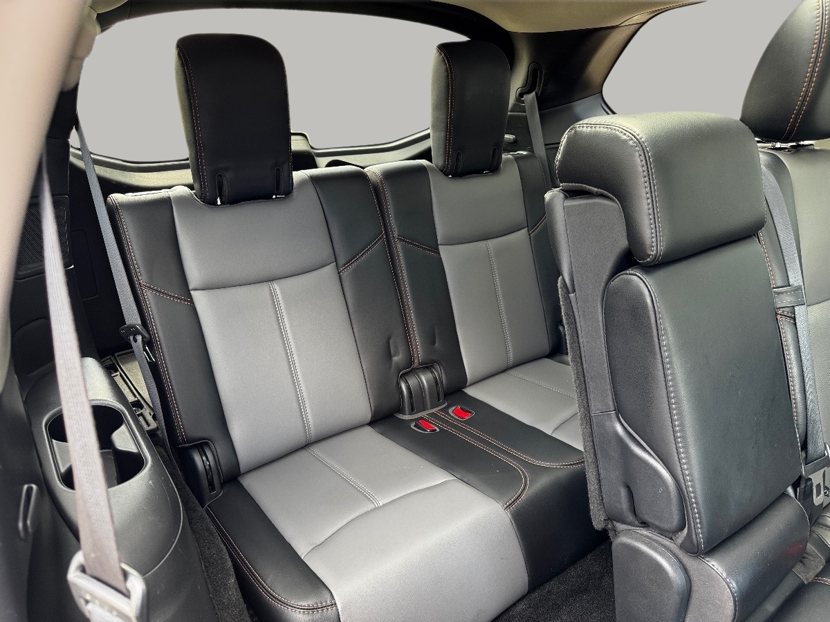 2019 Nissan Pathfinder SL photo 19