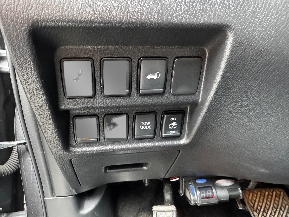2019 Nissan Pathfinder SL photo 32