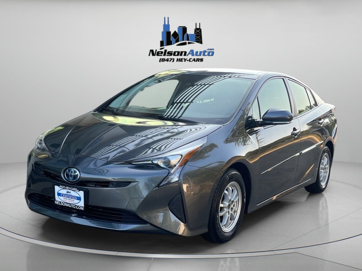 2017 Toyota Prius Two photo 9
