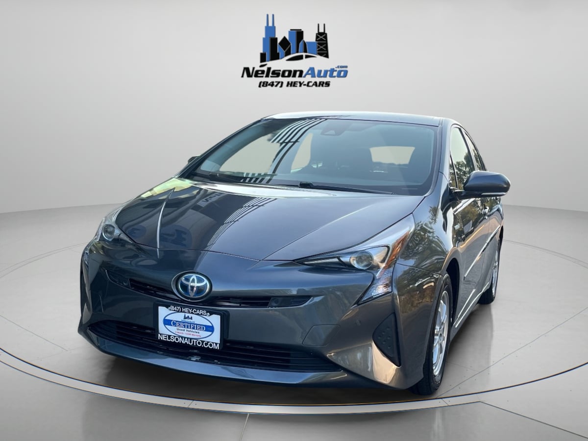 2017 Toyota Prius Two photo 8