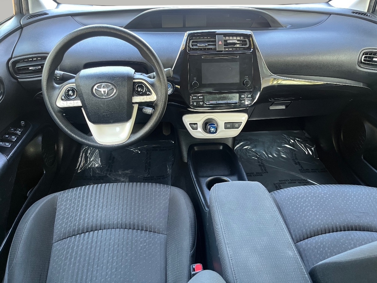 2017 Toyota Prius Two photo 20