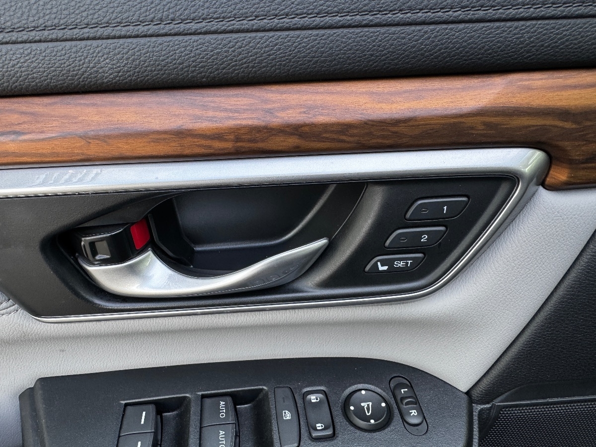 2021 Honda CR-V Hybrid EX-L photo 28