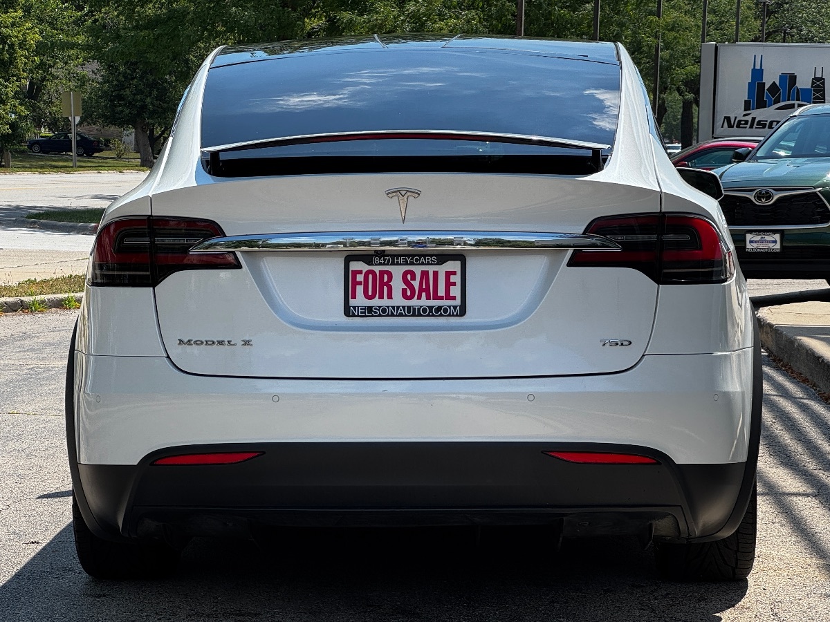 2017 Tesla Model X 75D photo 6