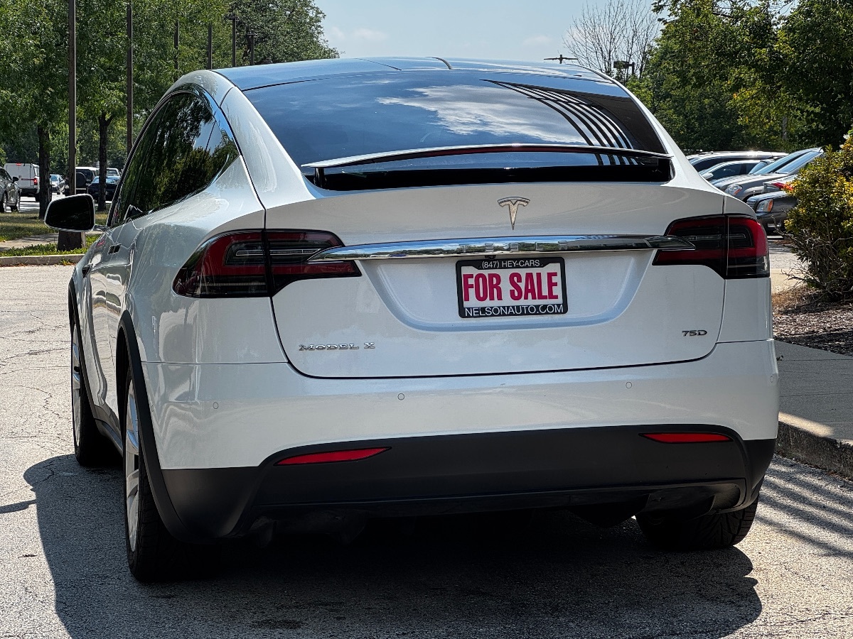 2017 Tesla Model X 75D photo 12
