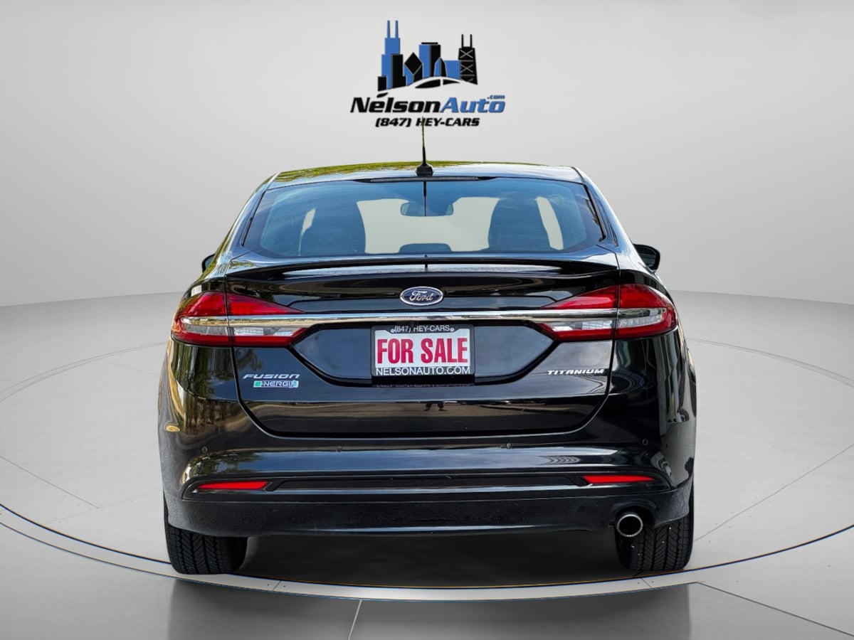 2017 Ford Fusion Energi Titanium photo 3