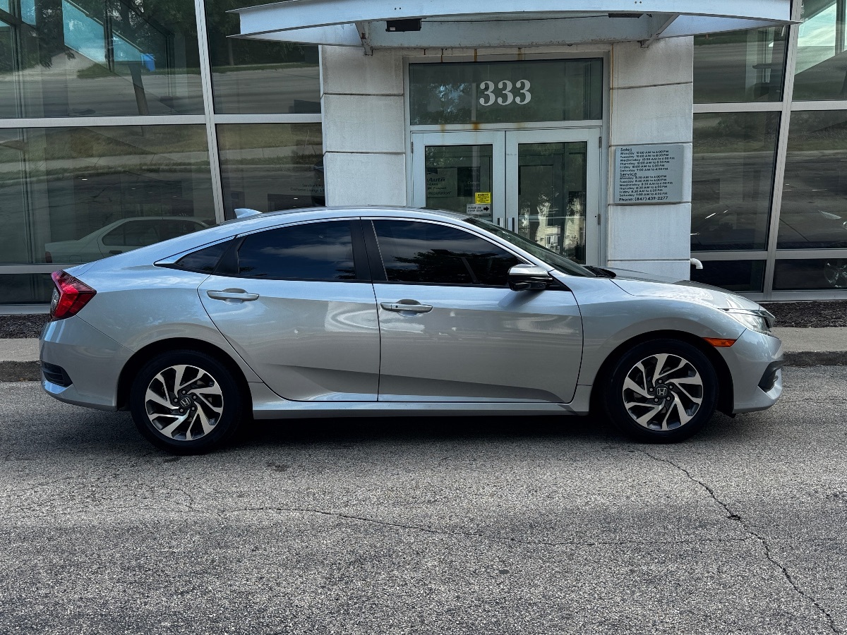 2018 Honda Civic EX photo 3