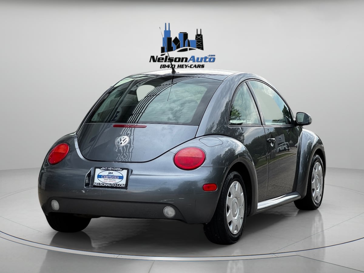 2004 Volkswagen Beetle GL photo 4