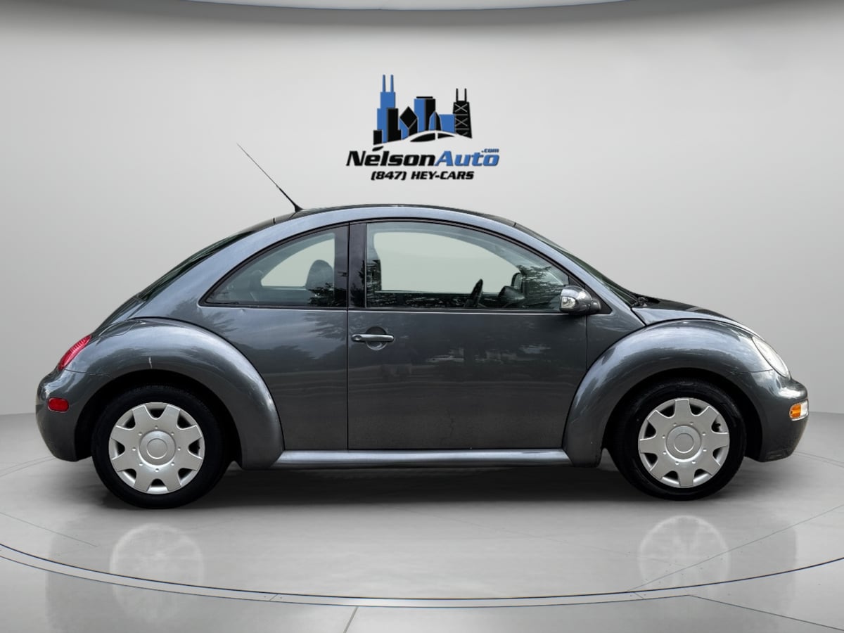 2004 Volkswagen Beetle GL photo 3