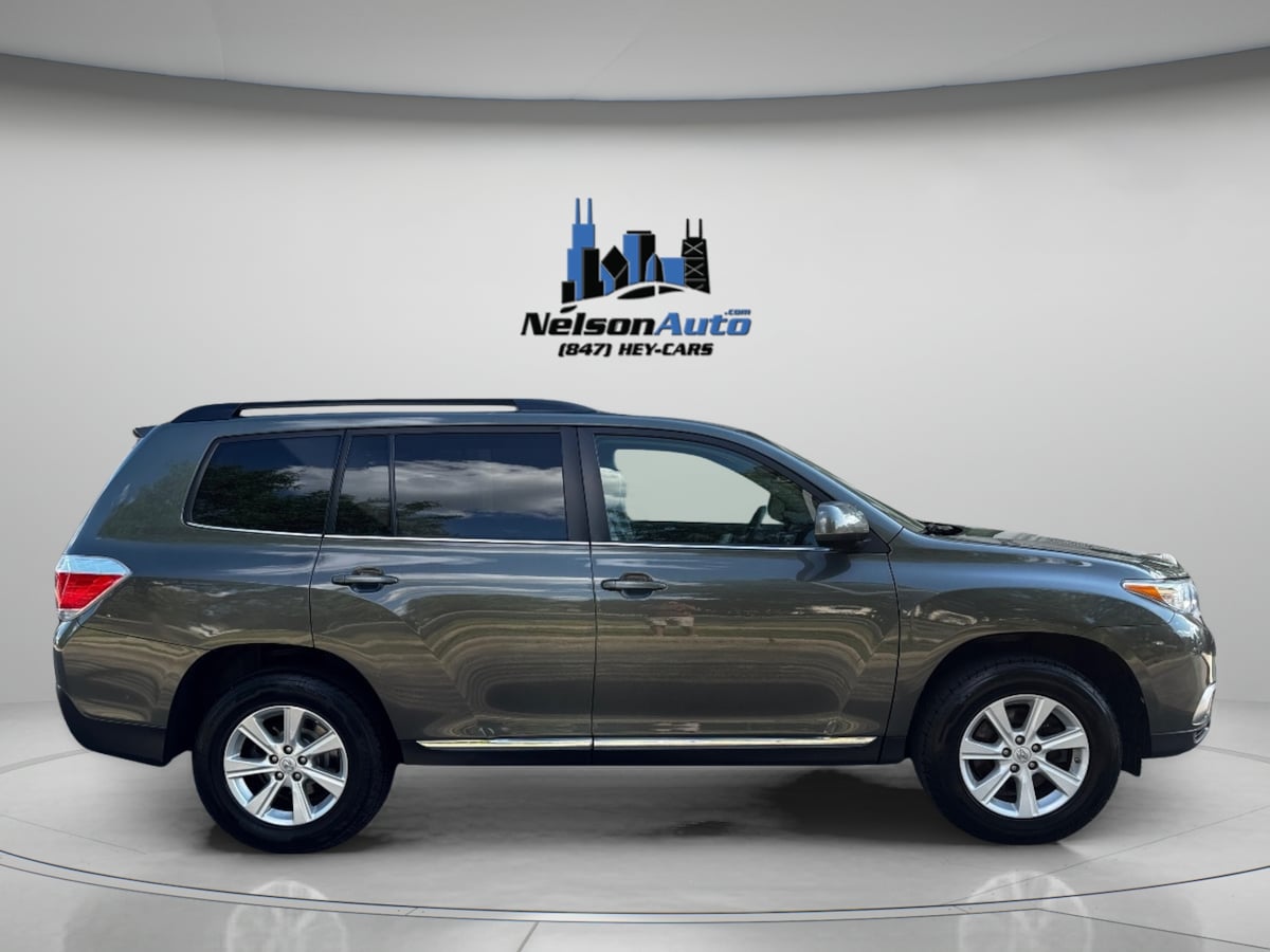 2013 Toyota Highlander SE photo 3
