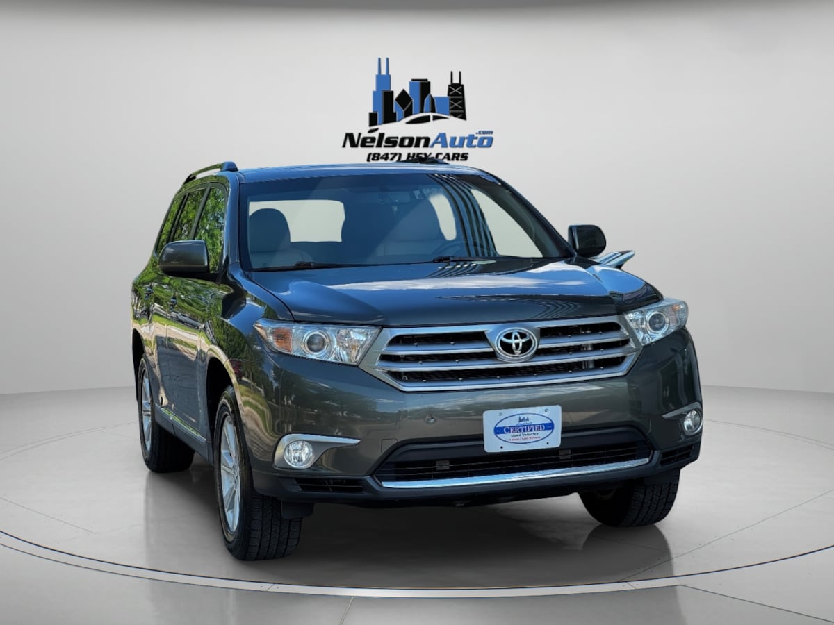 2013 Toyota Highlander SE photo 2