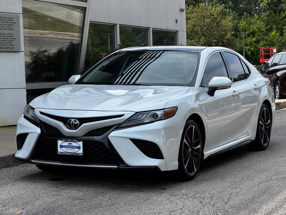 2020 Toyota Camry XSE photo 9