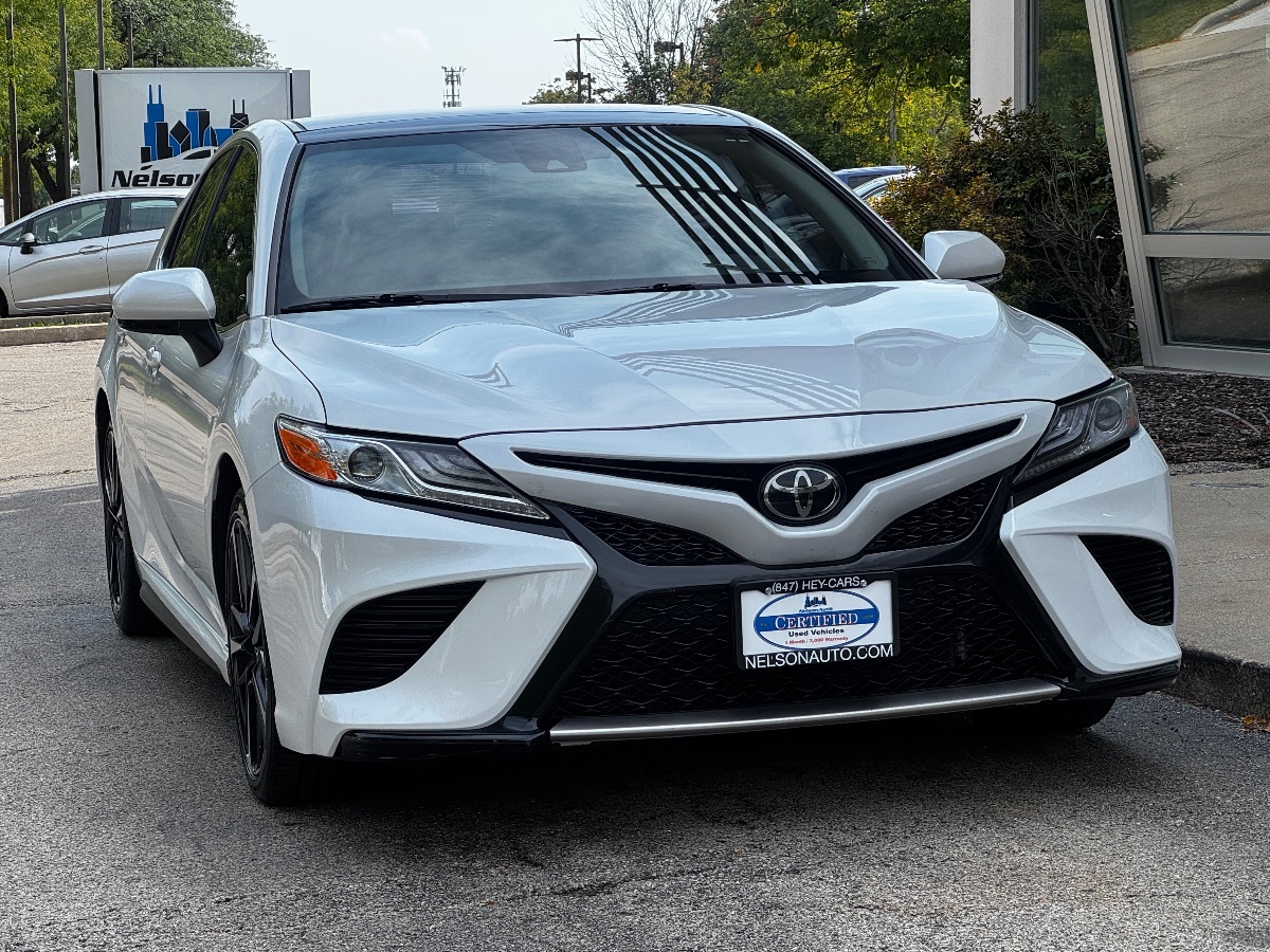 2020 Toyota Camry XSE photo 2