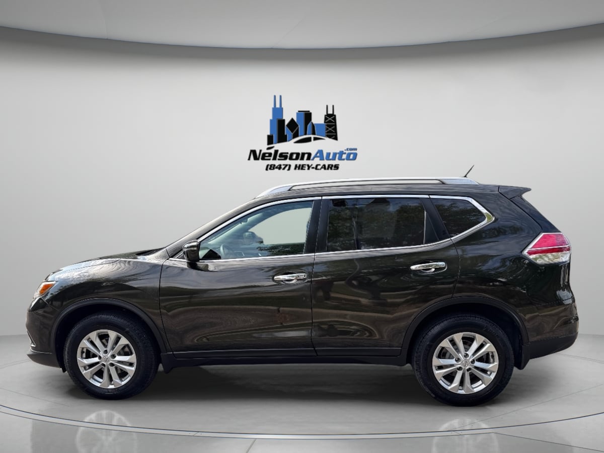 2016 Nissan Rogue SV photo 10